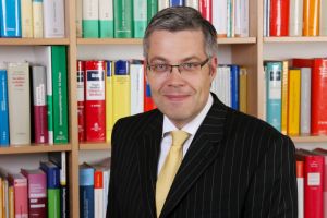 Fachanwalt Dr. Springer